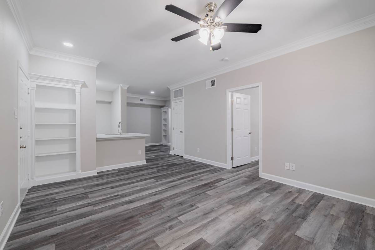 Unfurnished living cum dining room at The Village At Bellaire Apartments in Houston, Texas