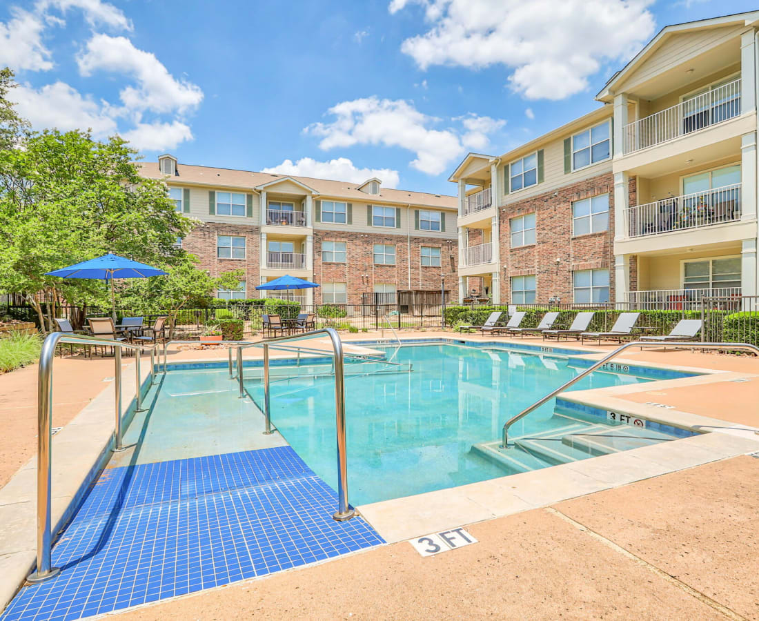 Community area of Mariposa at Cedar Park in Cedar Park, Texas