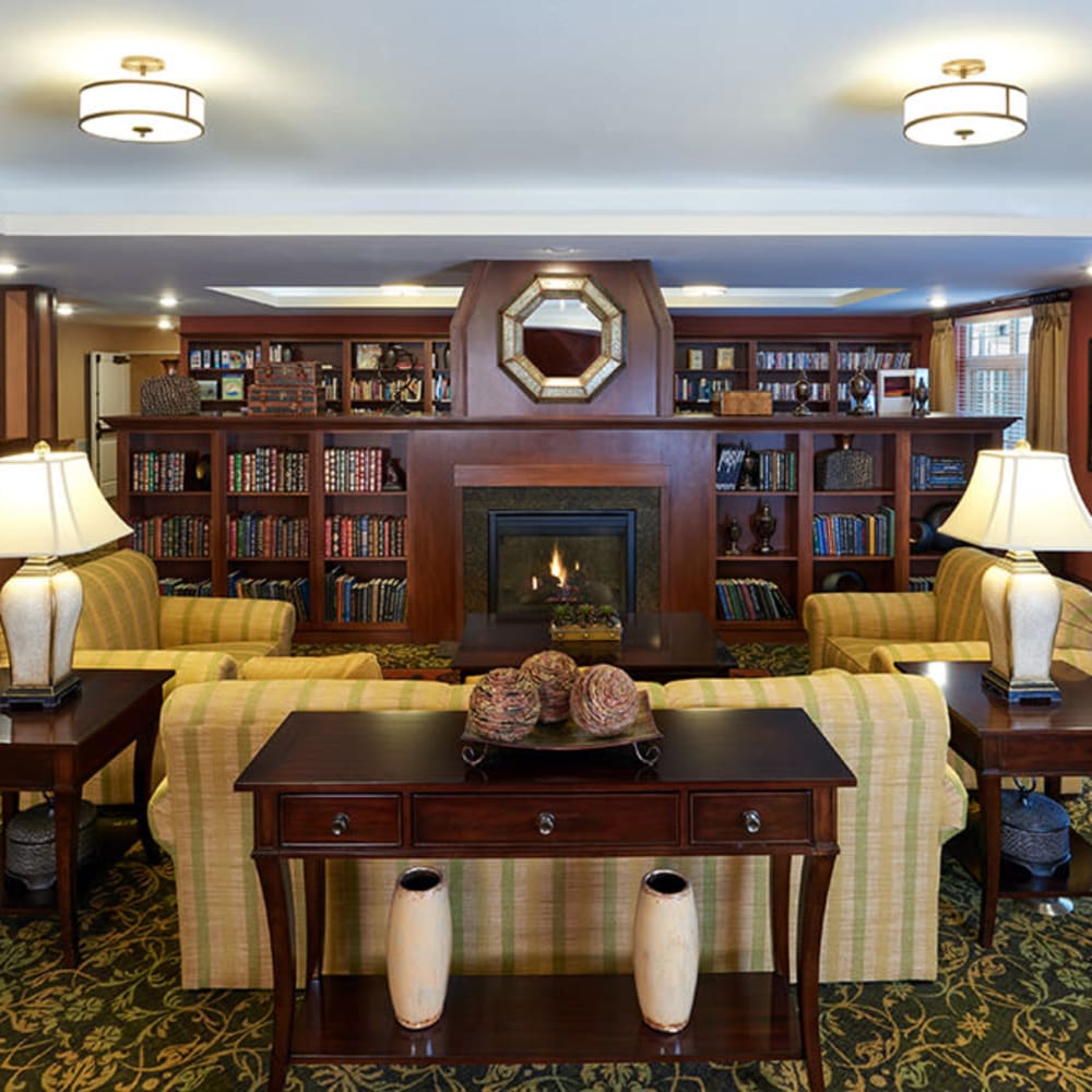 Fireside parlor at Applewood Pointe of Shoreview in Shoreview, Minnesota. 