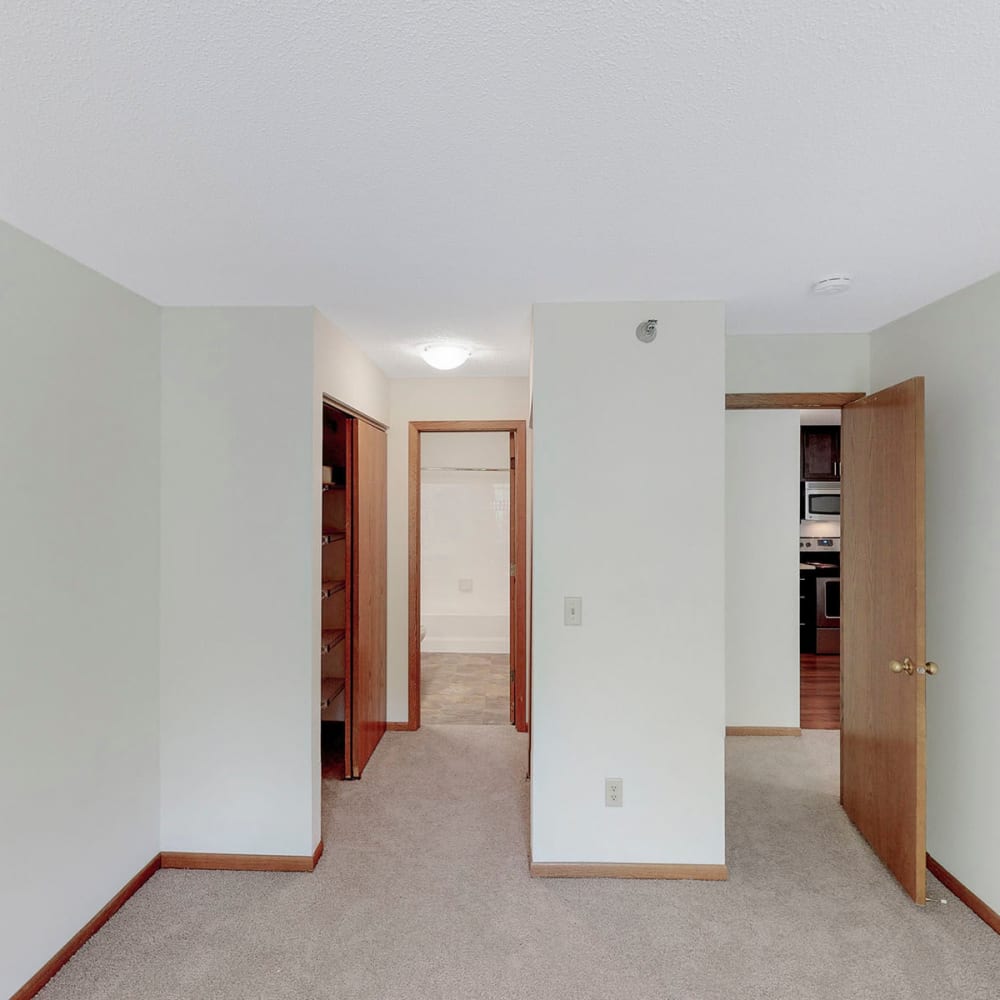 Plush carpeting in an apartment home's bedroom at Oaks Vernon in Edina, Minnesota