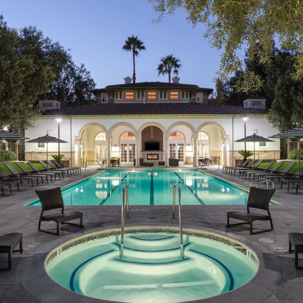 Spa with a view of the pool Villa Torino in San Jose, California