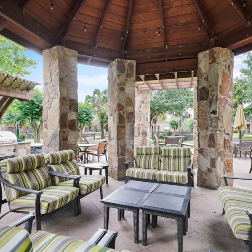Cabana Lounge at River Pointe in Conroe, Texas