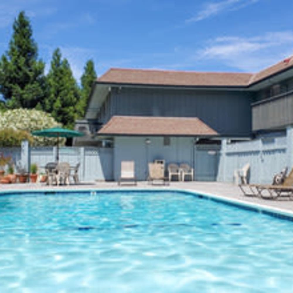 Pool and relaxing lounging areas at Mission Rock at North Bay in Novato, California