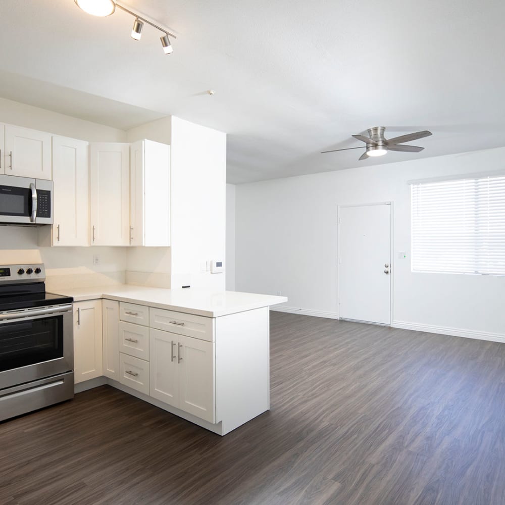 Spacious apartment at Bridgeview Apartments, San Diego, California