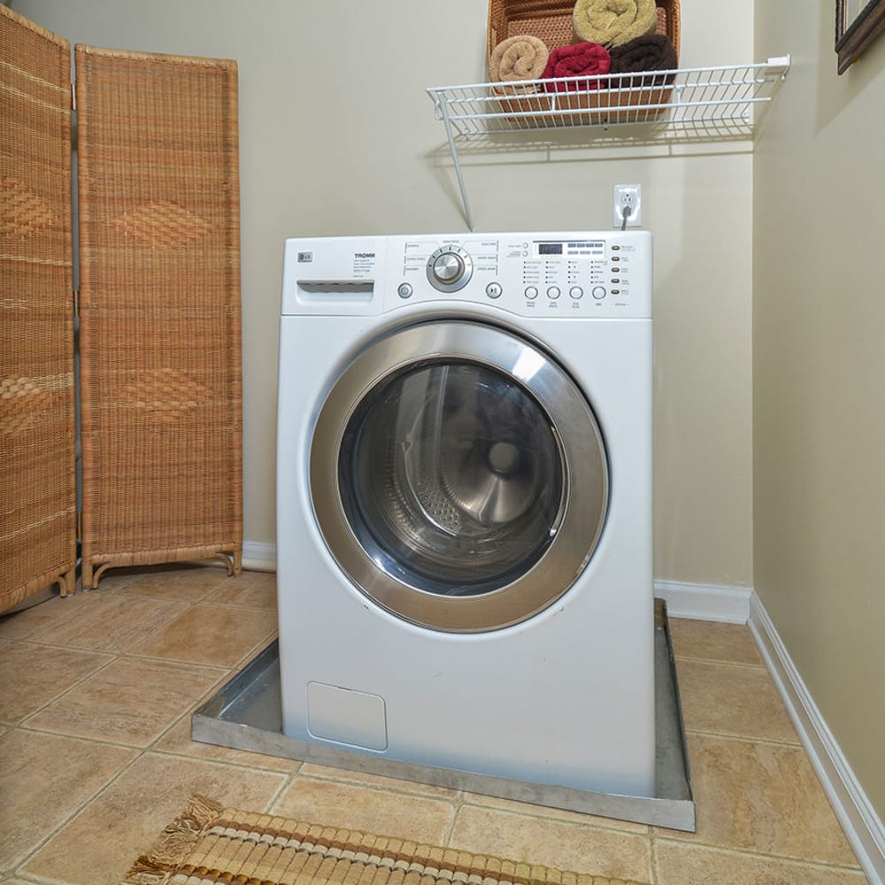 View Amenities at Cherry Hill Towers, Cherry Hill, New Jersey