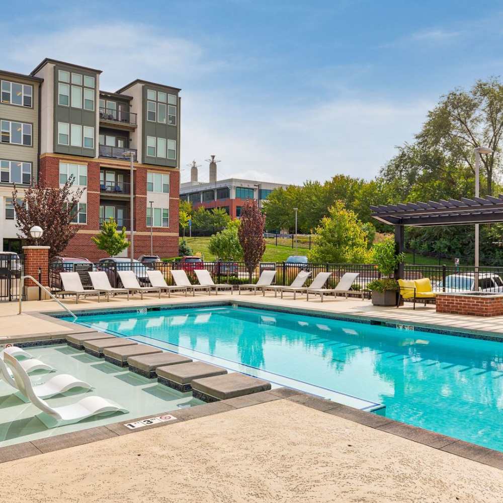 Luxury living at Summit on Quality Hill in Kansas City, MO