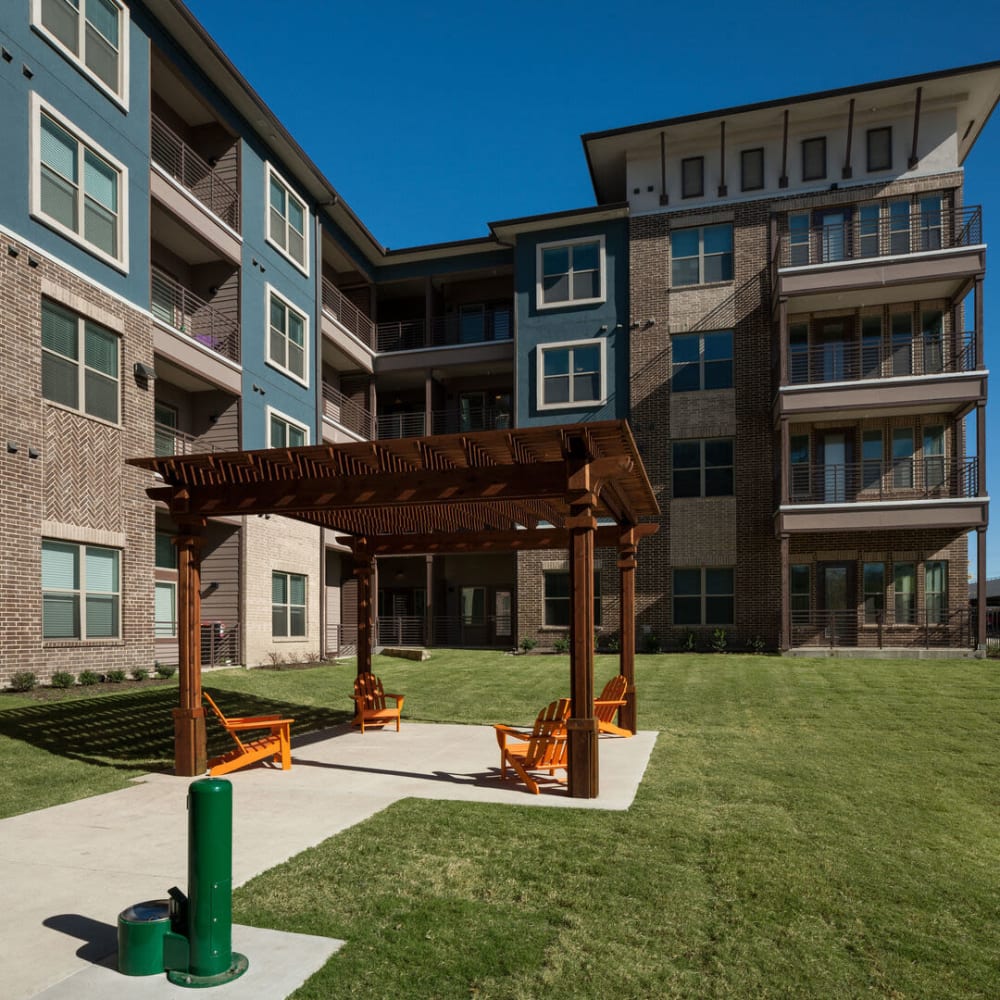 Large lawn area at Alma Hub 121 in McKinney, Texas