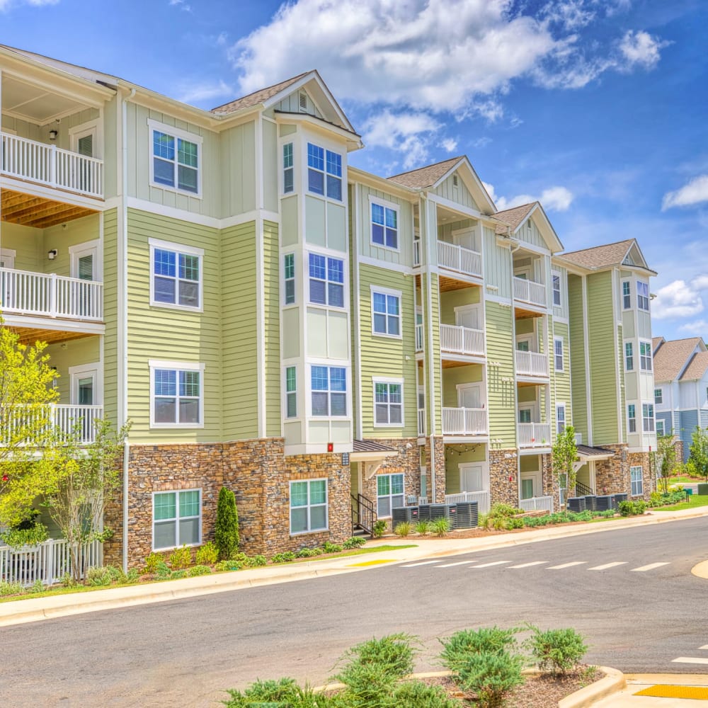 Exterior of an apartment buidling at Lullwater at Blair Stone in Tallahassee, Florida