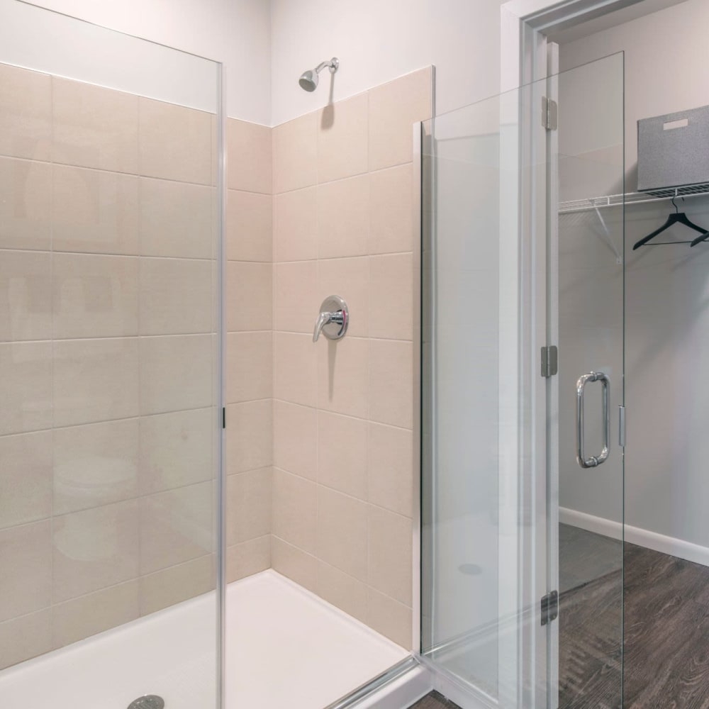 Modern shower at Boulders Lakeview in North Chesterfield, Virginia