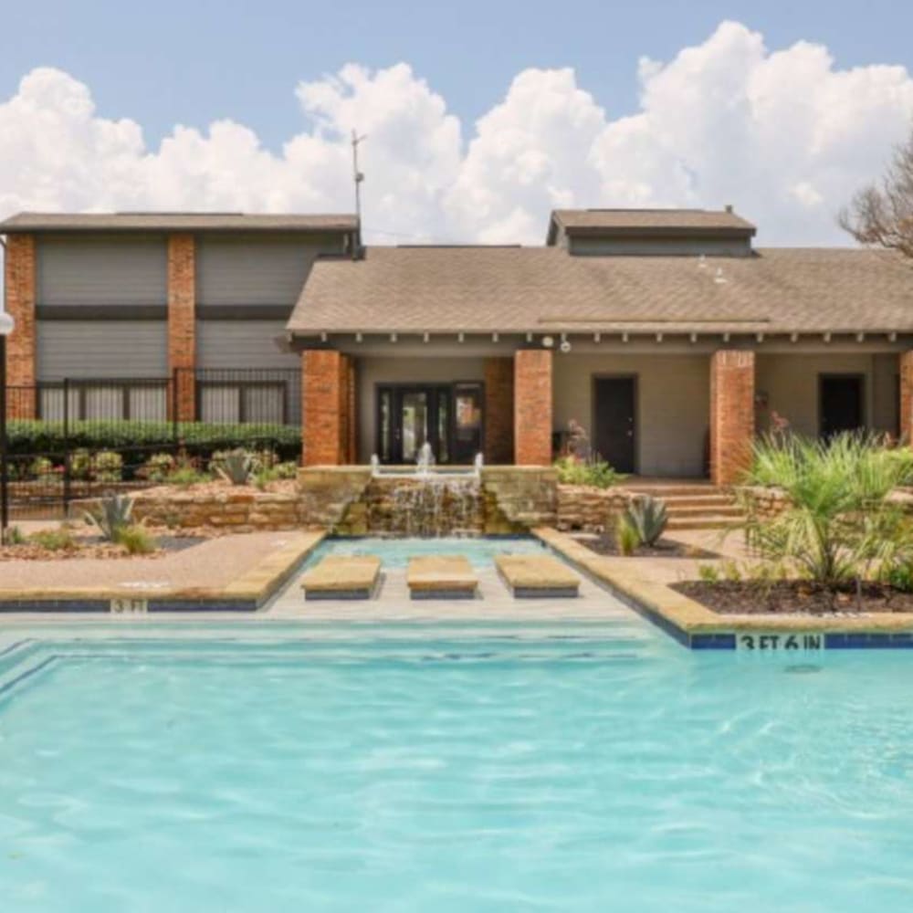 Large resort-style swimming pool at The Hampton on Jupiter in Dallas, Texas