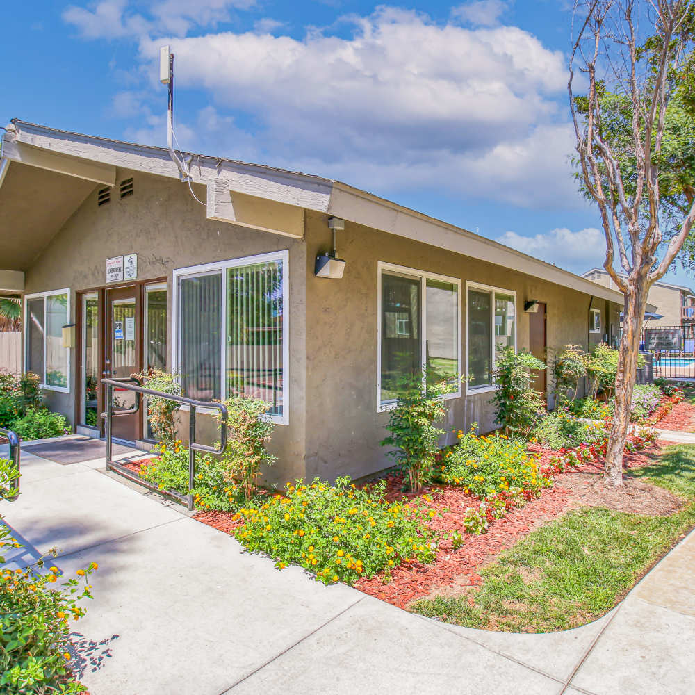 Community room at Summit Rose Apartments in Escondido, California