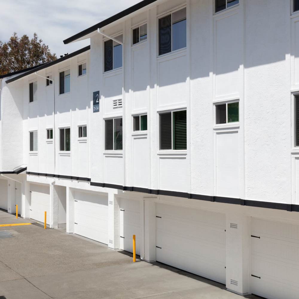 Modern Apartments at The Woodlark in Hayward, California