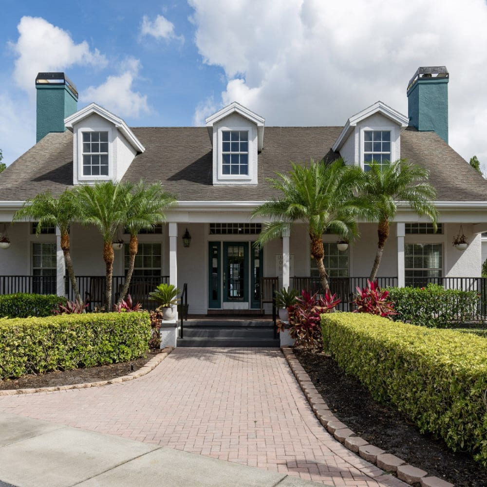 Exterior view of clubhouse at Aspire at Gateway in Pinellas Park, Florida