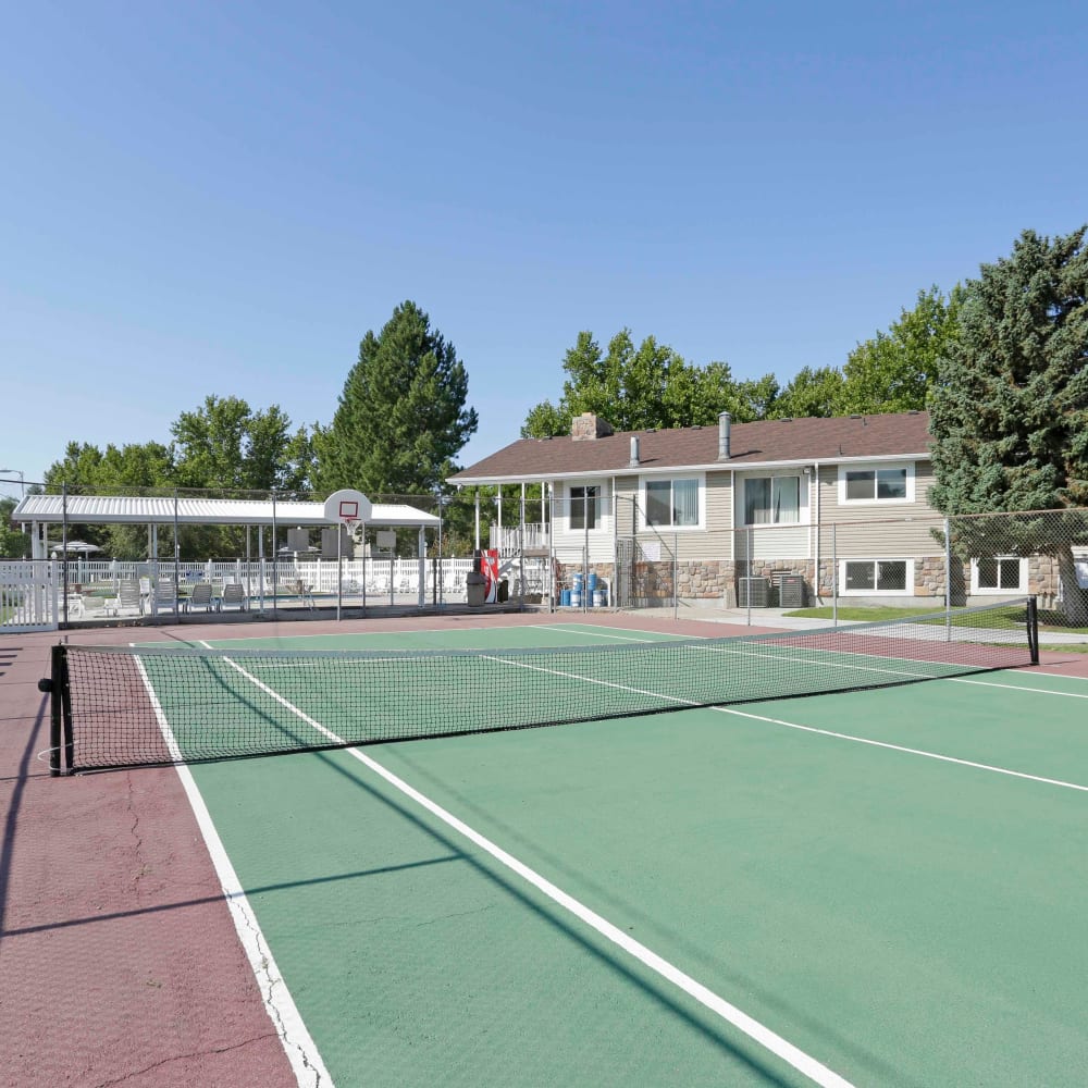 An on-site tennis court at Mark Twain Apartments in Salt Lake City, Utah