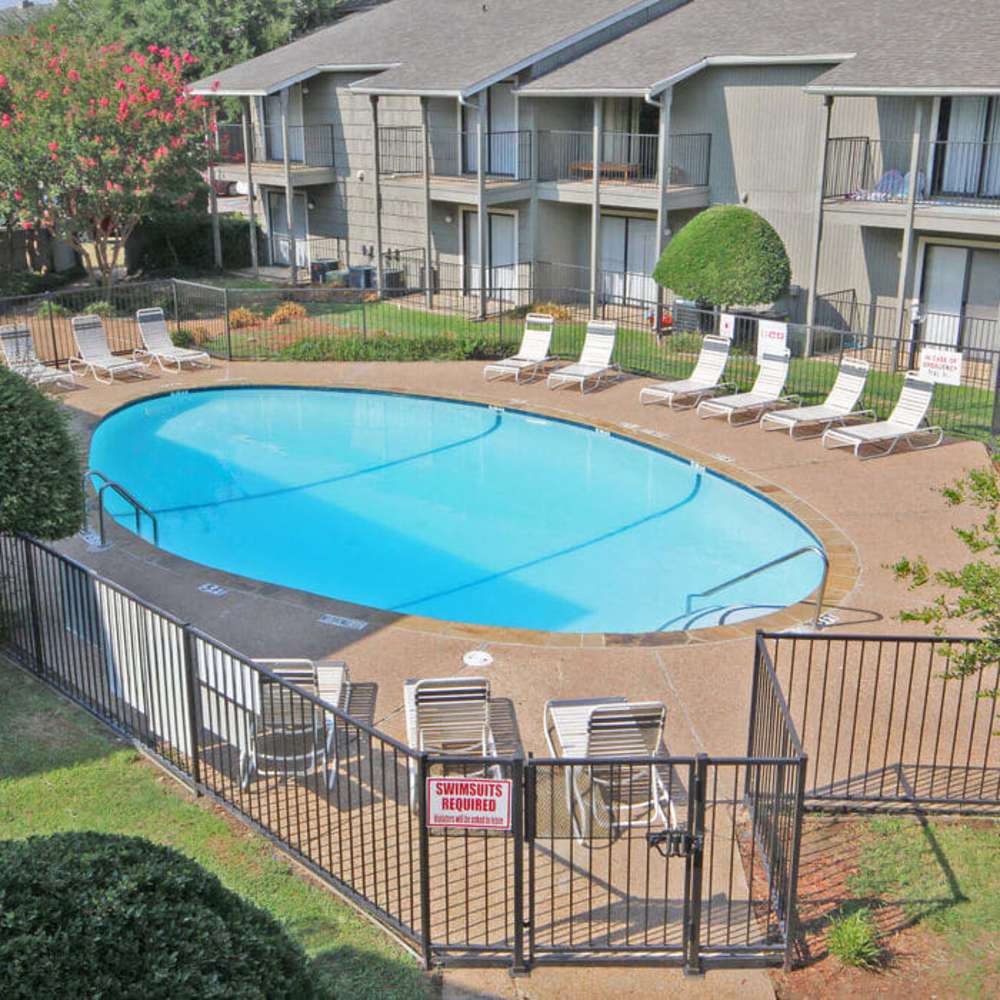 Nice swimming pool at The Griffin Apartments in Fort Worth, Texas