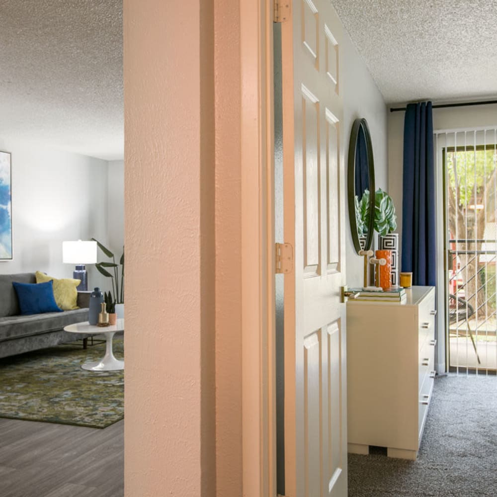Spacious rooms at Glo Apartments in Albuquerque, New Mexico
