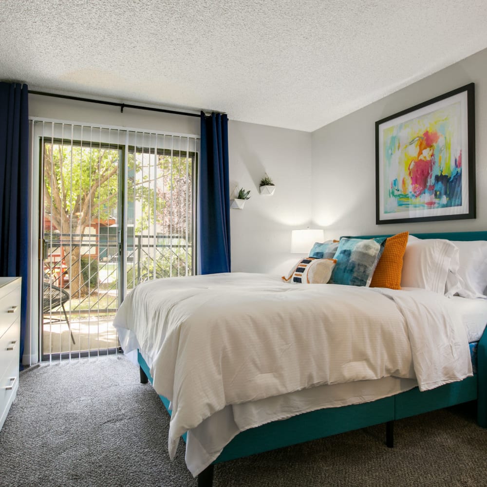 Modern bedrooms at Glo Apartments in Albuquerque, New Mexicoe}}