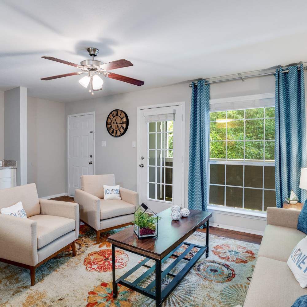 Living space with large windows at Ridgemont at Stringers Ridge in Chattanooga, Tennessee