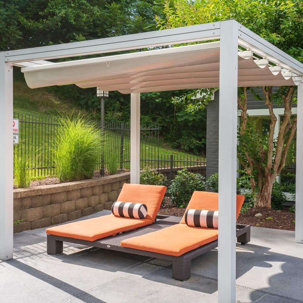 Covered outdoor lounge seating at Ridgemont at Stringers Ridge in Chattanooga, Tennessee