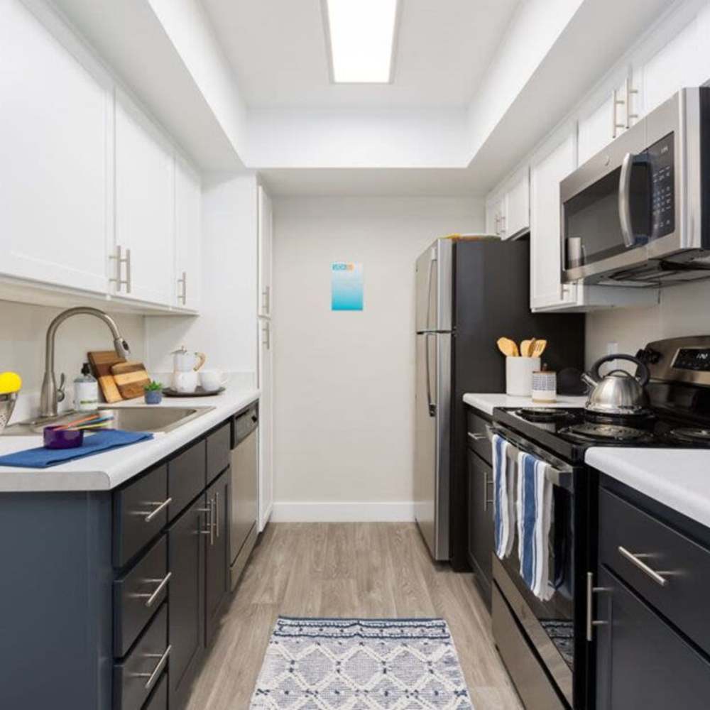 Modern kitchen and appliances at Vida46 in Phoenix, Arizona