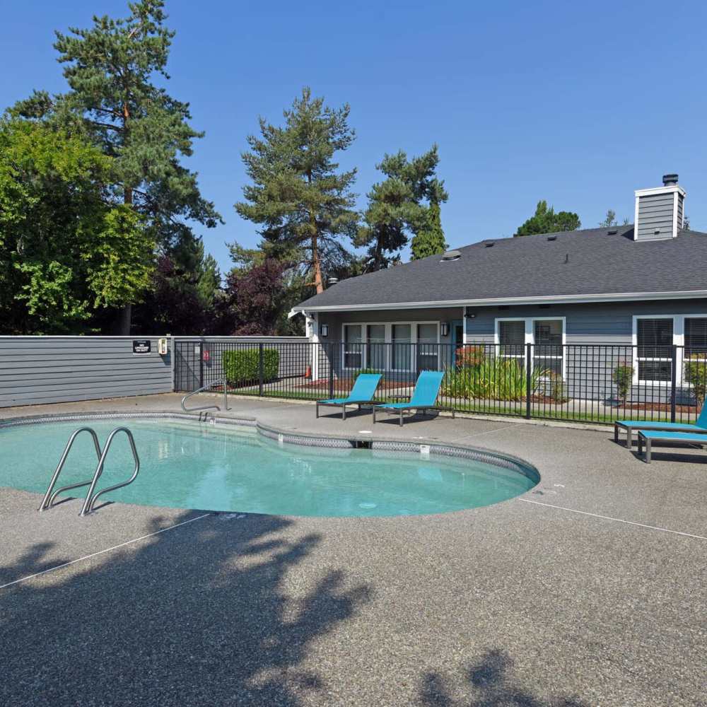 Swimming pool at Spinnaker Apartments in Des Moines, Washington