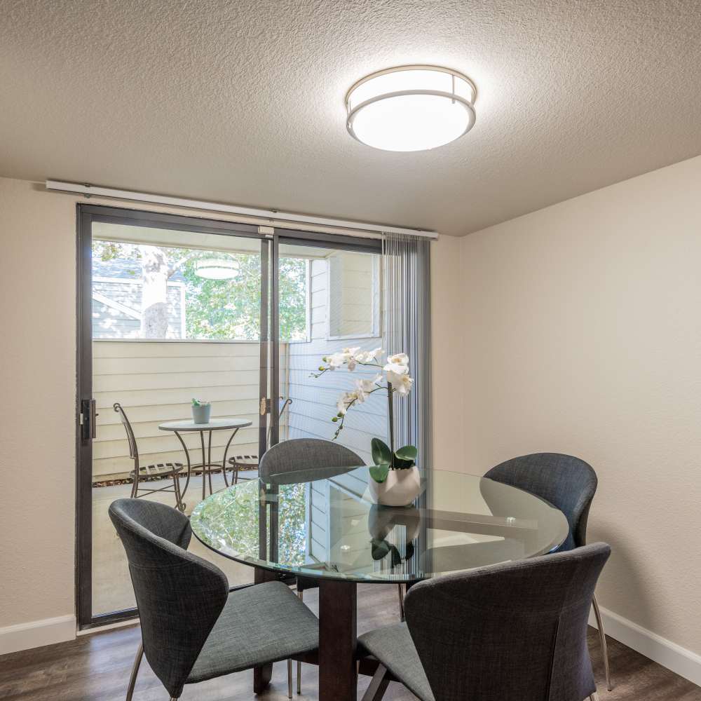 Compact yet sturdy Dining Chairs and Tables Riverstone Apartments in Sacramento, California