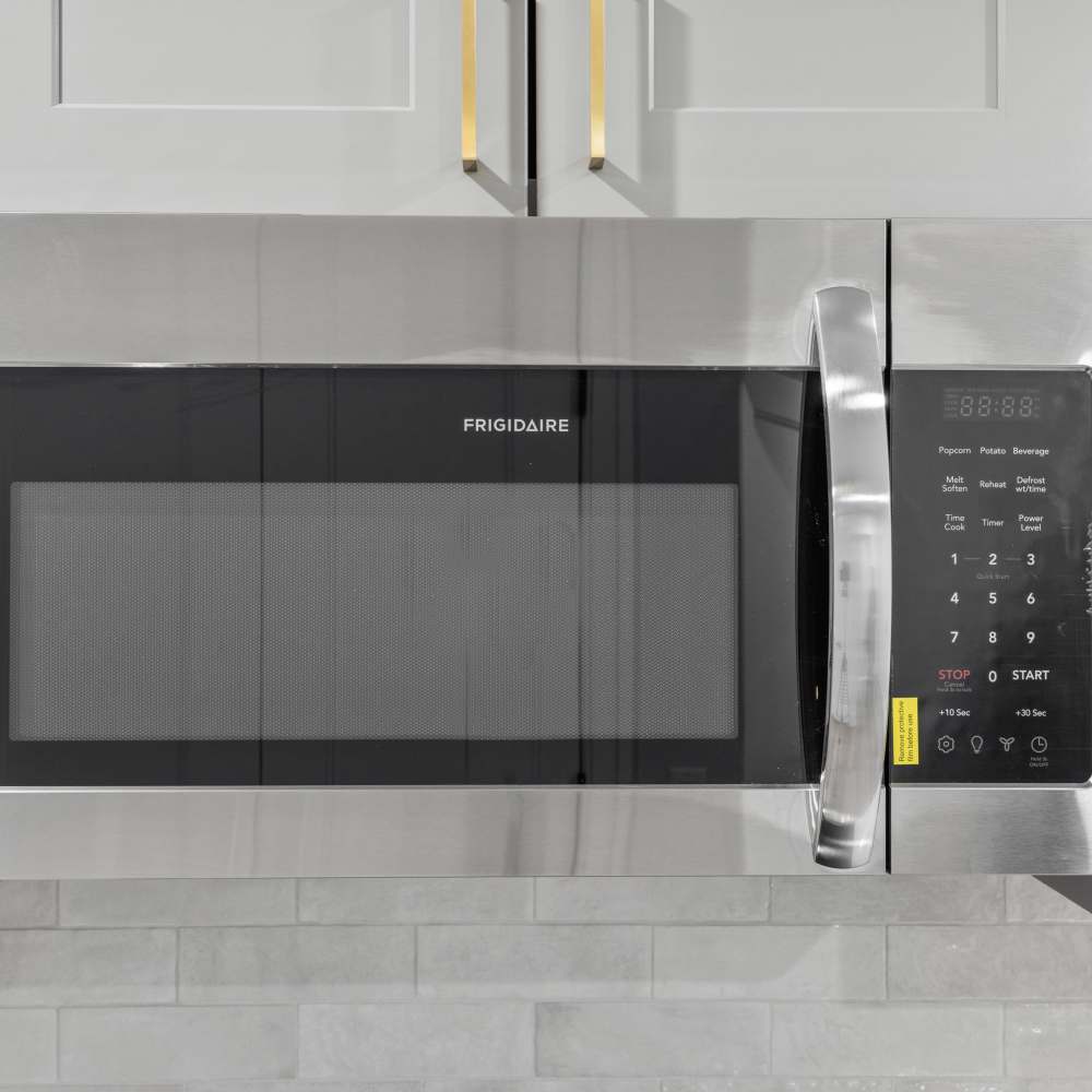 Modern in unit microwave at The Magellan in Port Chester, New York