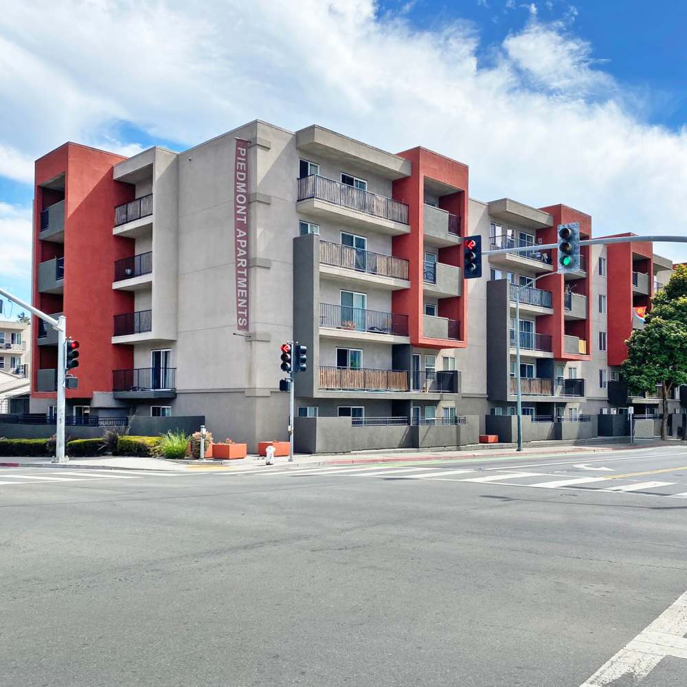Exterior shot of Piedmont in Oakland, California