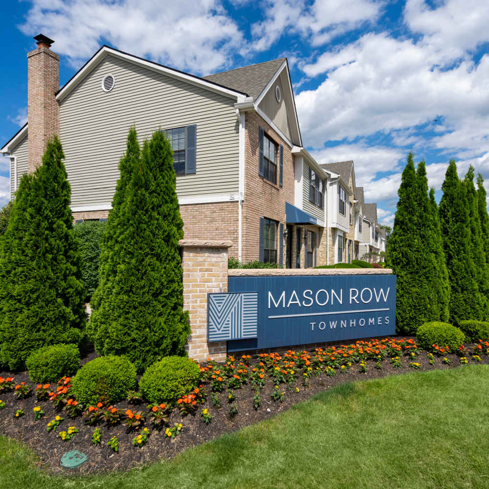 Expanded view of community at Mason Row Townhomes in Dublin, Ohio