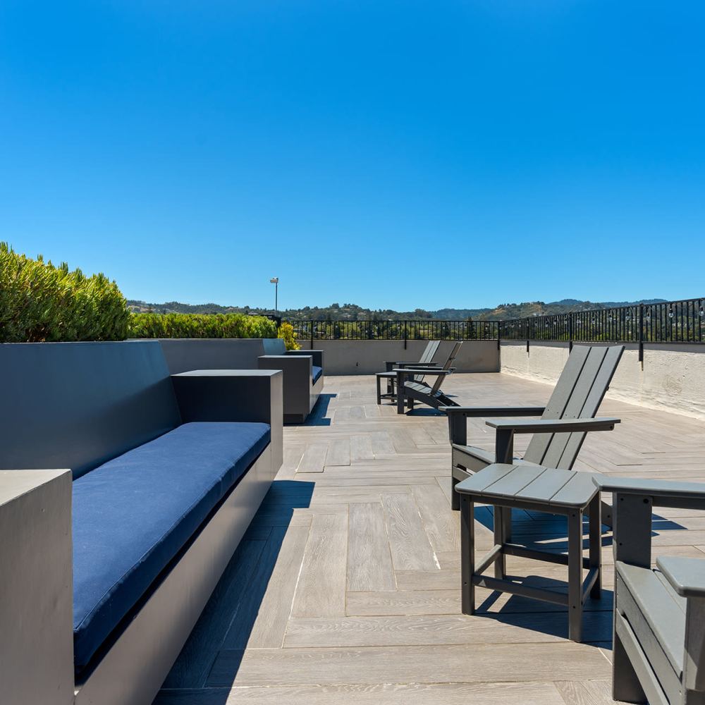 South View of the courtyard at Ryan Tower San Mateo, California