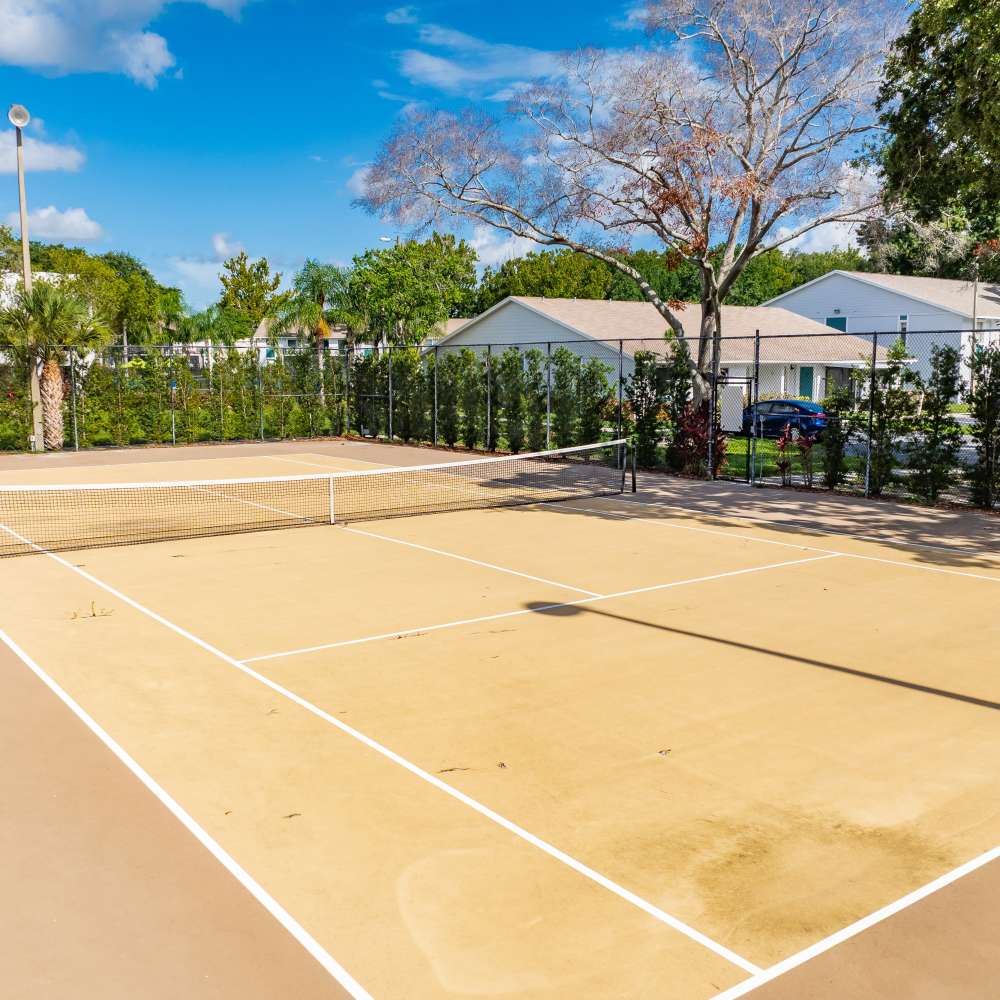 Four Lakes at Clearwater Tennis Court