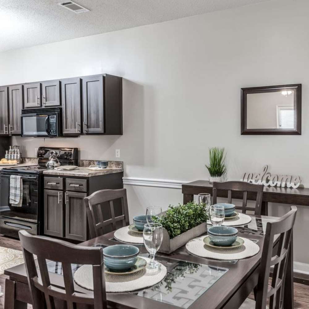 dining table at The Landings of Conroe in Conroe, Texas