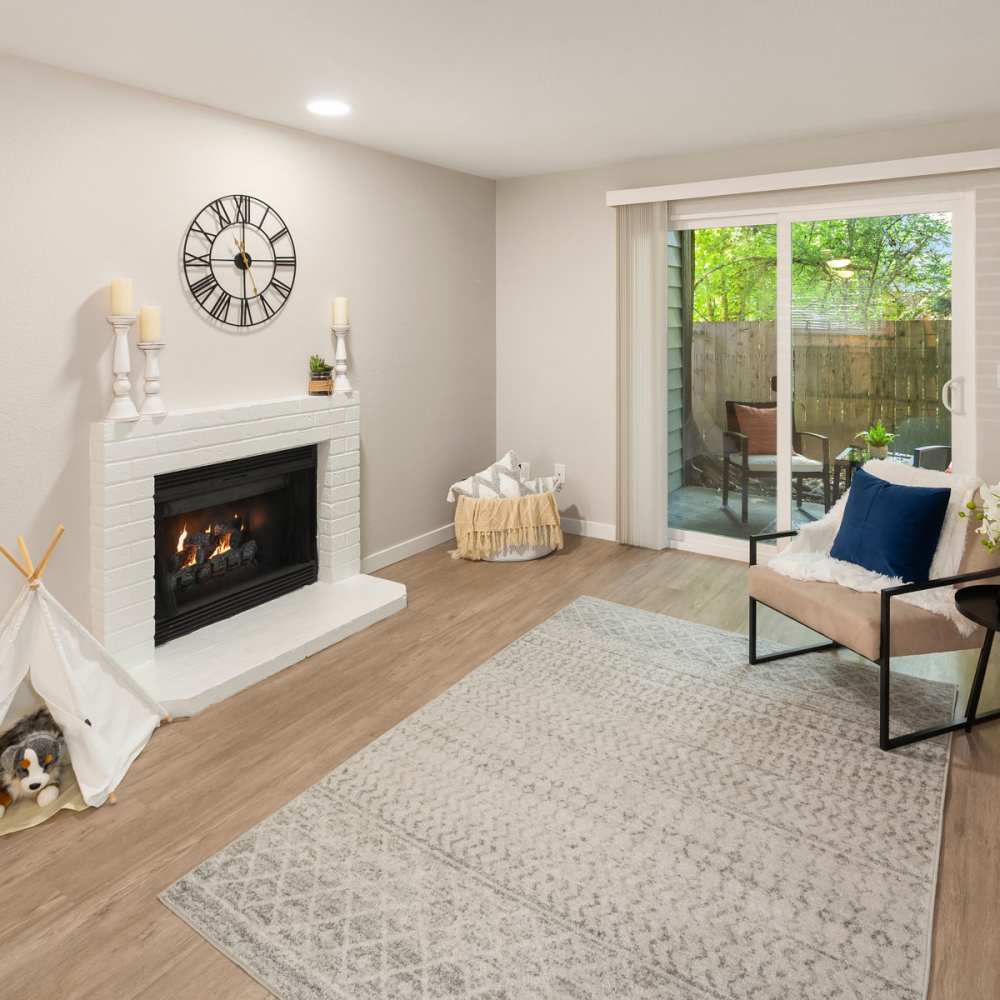 Living space with rug Cascadia at Fairwood Landing in Renton, Washington