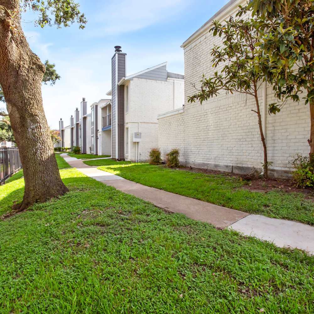 Great landscaping at The Sanctuary At 9430 in Houston, Texas