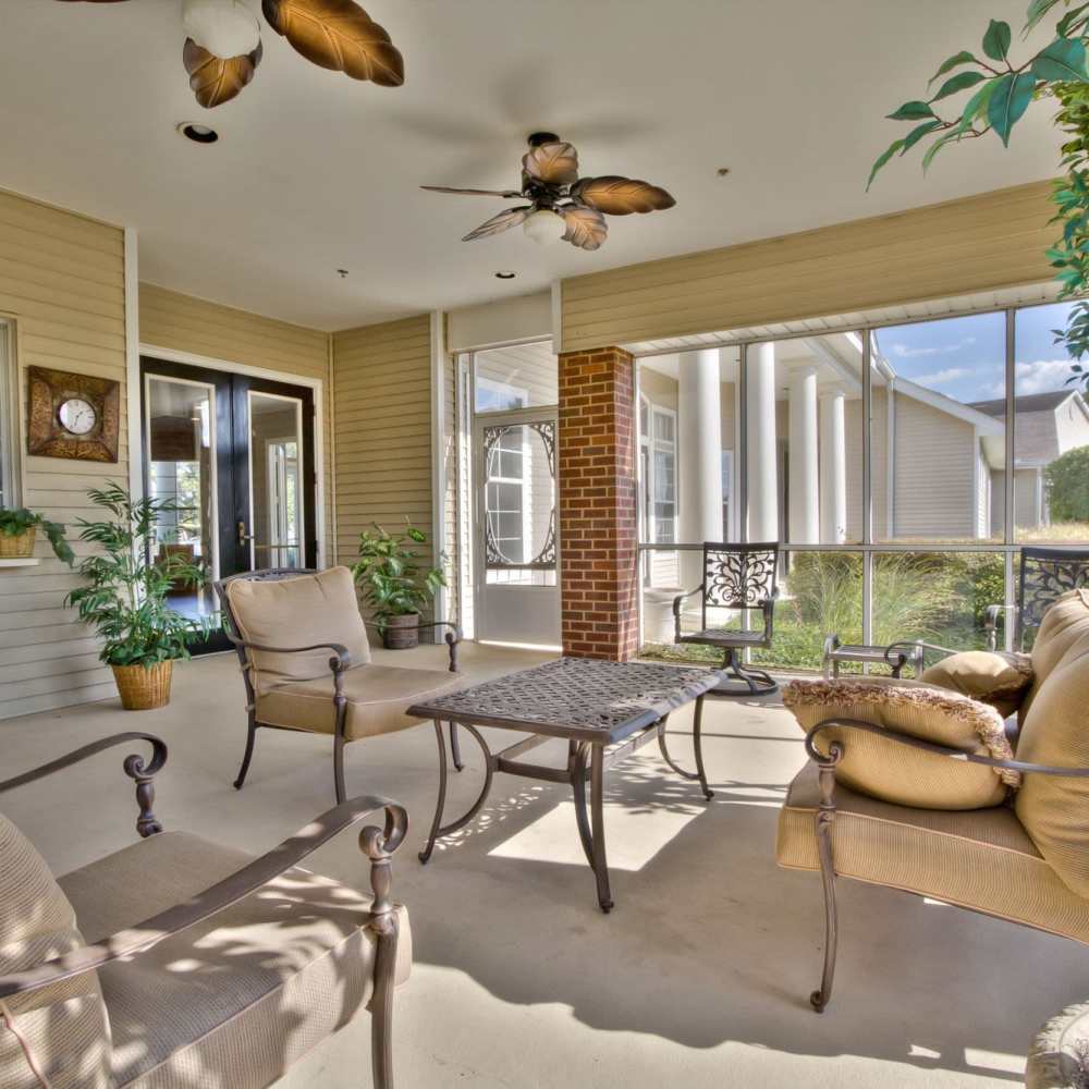 Resident seating area at Arbors at the Reservoir in Ridgeland, Mississippi, 