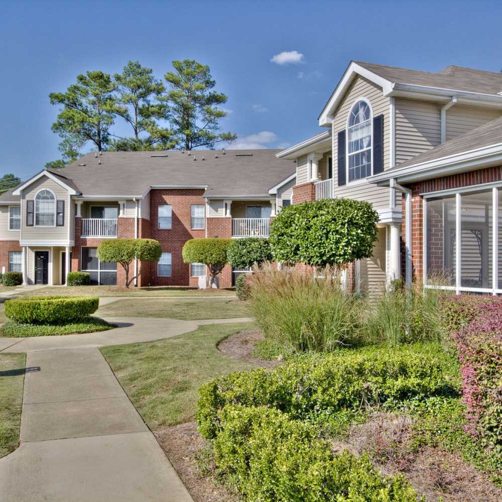 Charming community at Arbors at the Reservoir in Ridgeland, Mississippi, 
