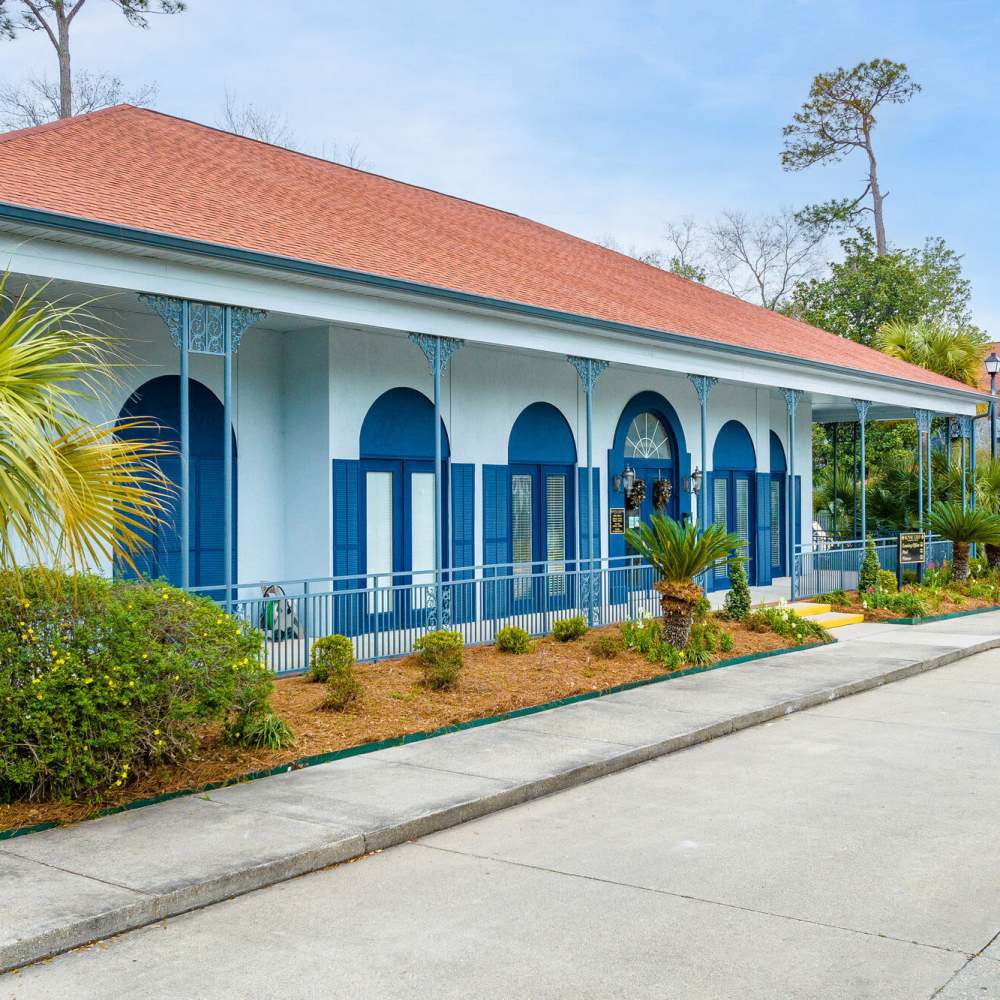 Exterior of the property at Royal Gulf Apartments in Biloxi,Mississippi