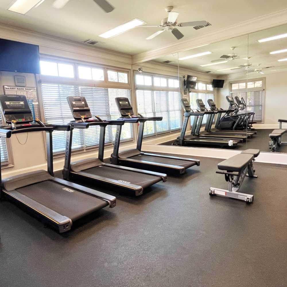Community fitness center with well-furnished equipements at Verandas at Mitylene in Montgomery, Alabama