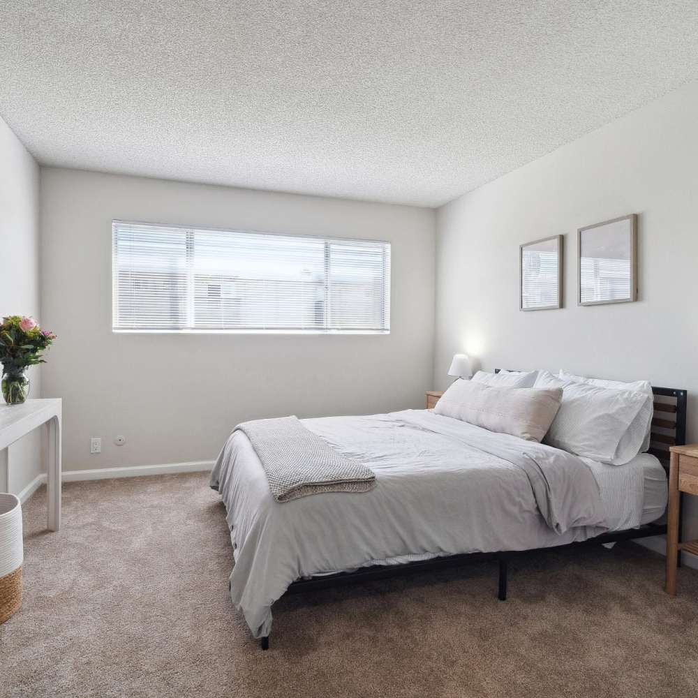 clean and white bedroom at Del Coronado in Alameda, California