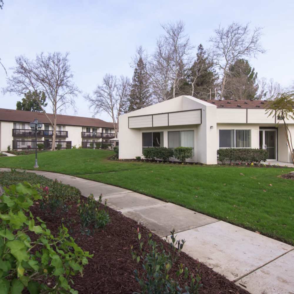 Modern Apartments at Clayton Gardens in Concord, California