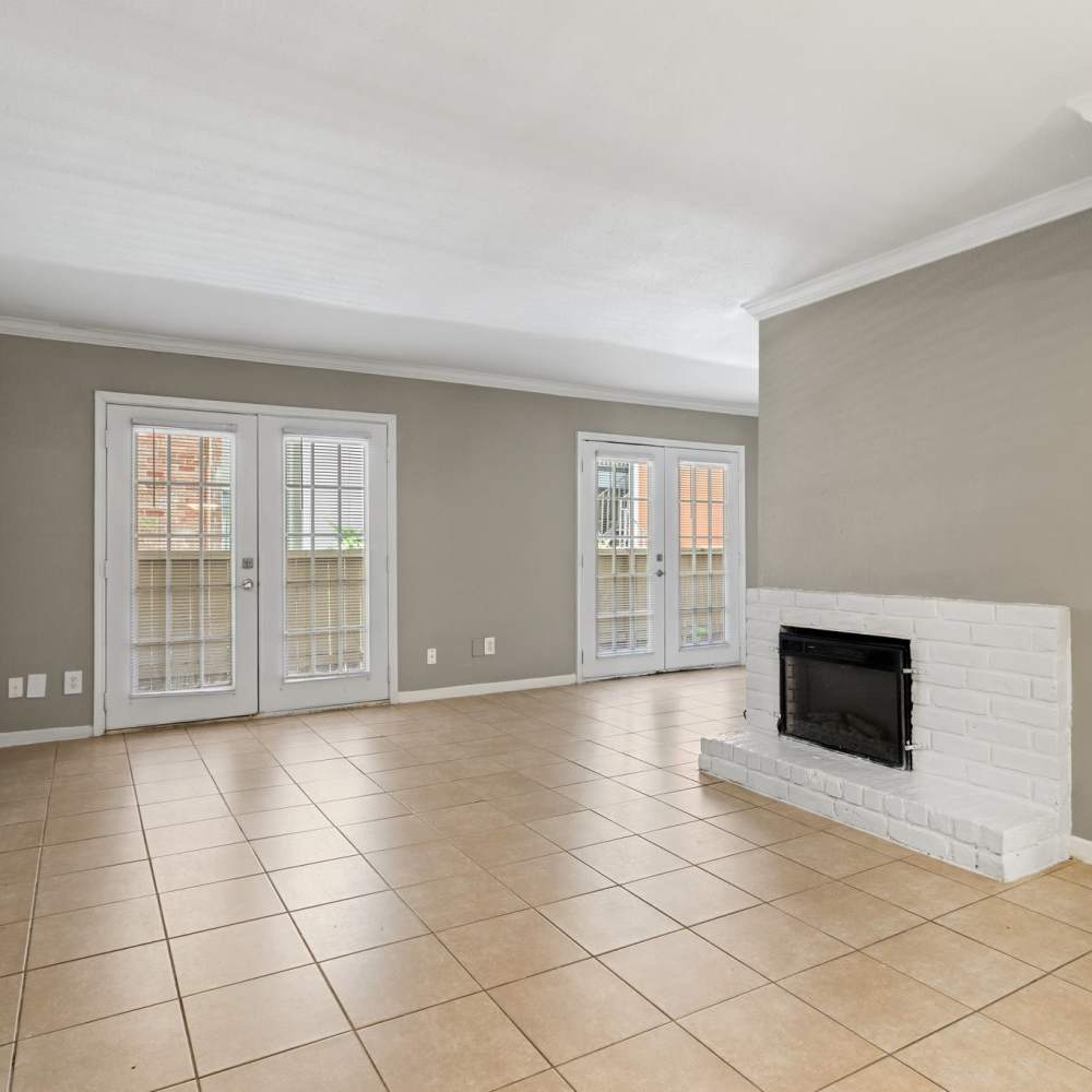 Floorplan E | 1 BR, 1BA With Study (Livingroom) 1008 Sq Ft