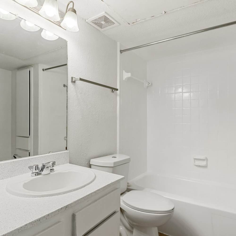 Floorplan E | 1 BR, 1BA With Study (Bathroom) 1008 Sq Ft