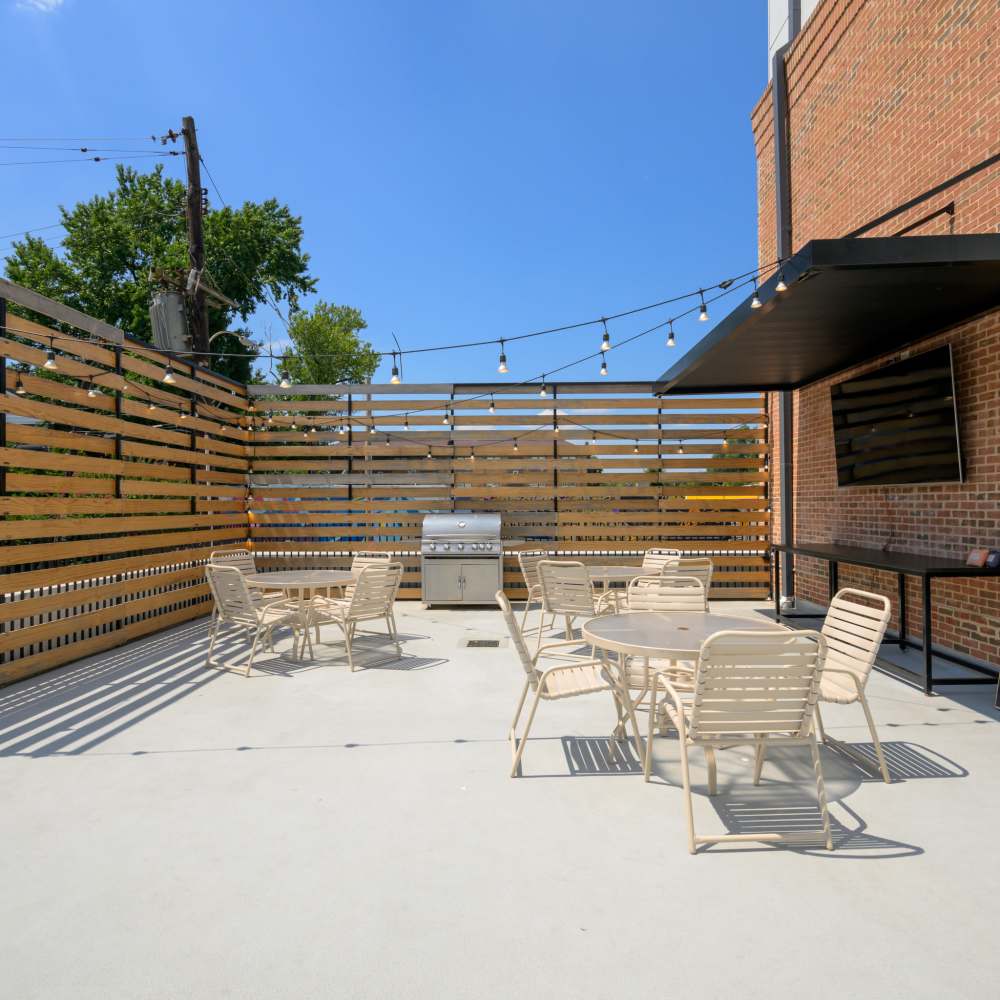 Outdoor seating area at Art Lofts at Overton in Memphis, Tennessee