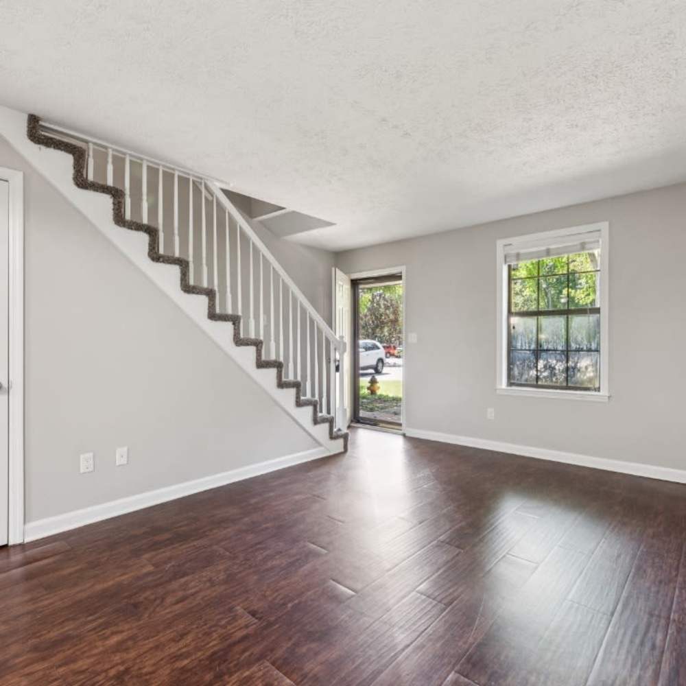 Unfurnished living room at Davis Park in Smyrna, Tennessee