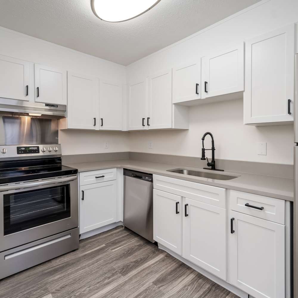 Upgraded kitchen at The Links in Chattanooga, Tennessee