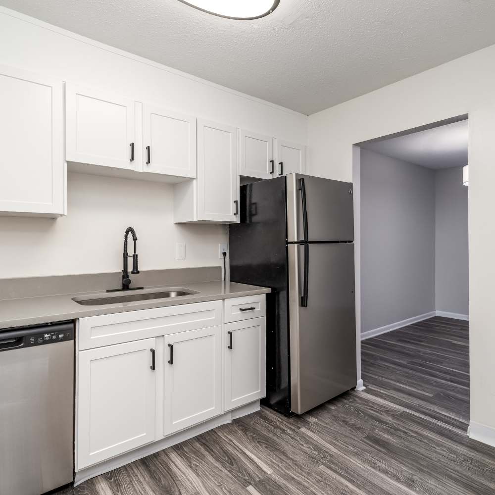 Modern kitchen at The Links in Chattanooga, Tennessee