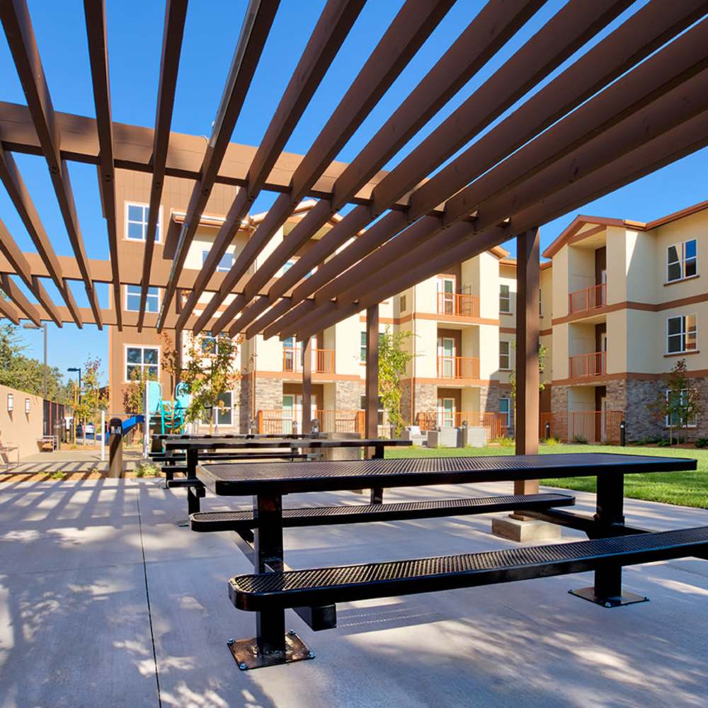 Outdoor seating area at Citrine Apartments in Healdsburg, California
