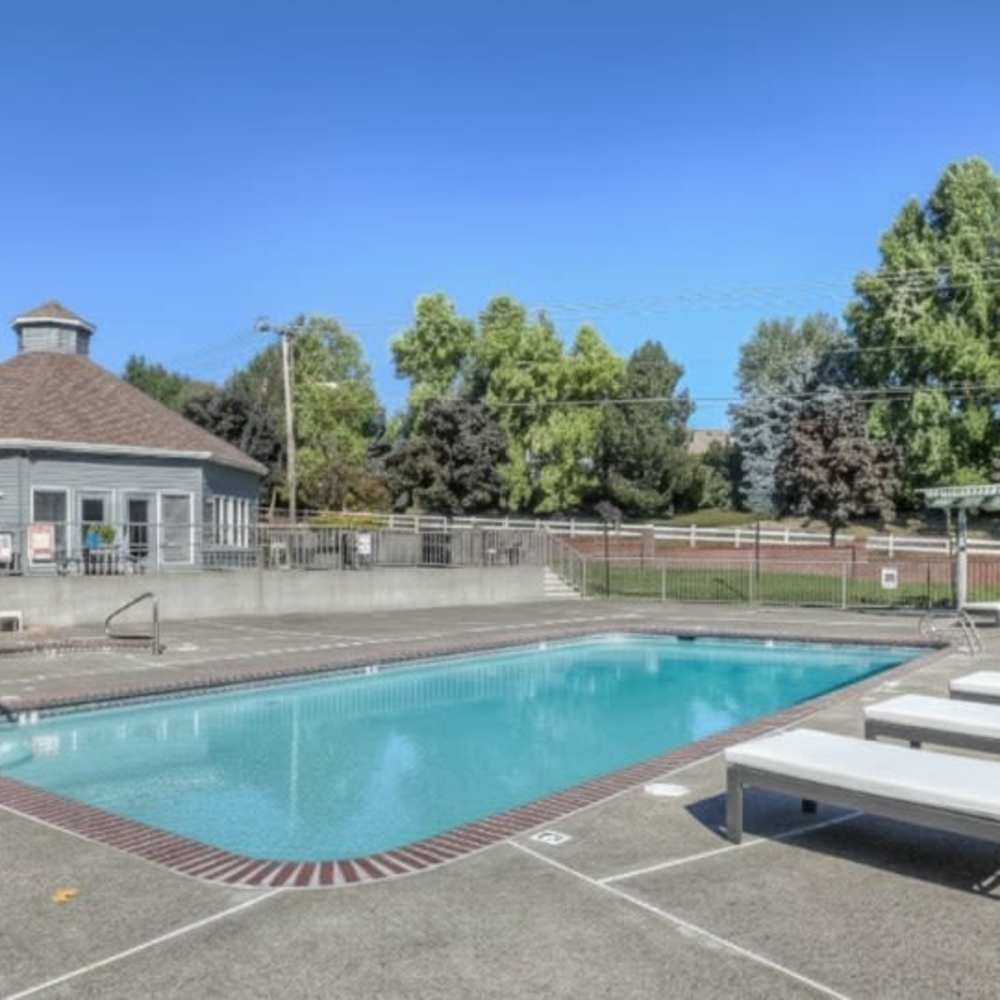 pool at Oak Hill Apartments