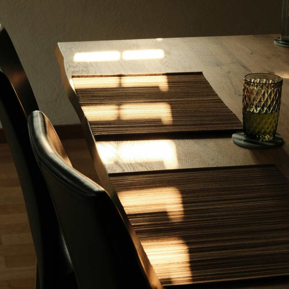 Resident having dinks near 530 Buckingham in Richardson, Texas