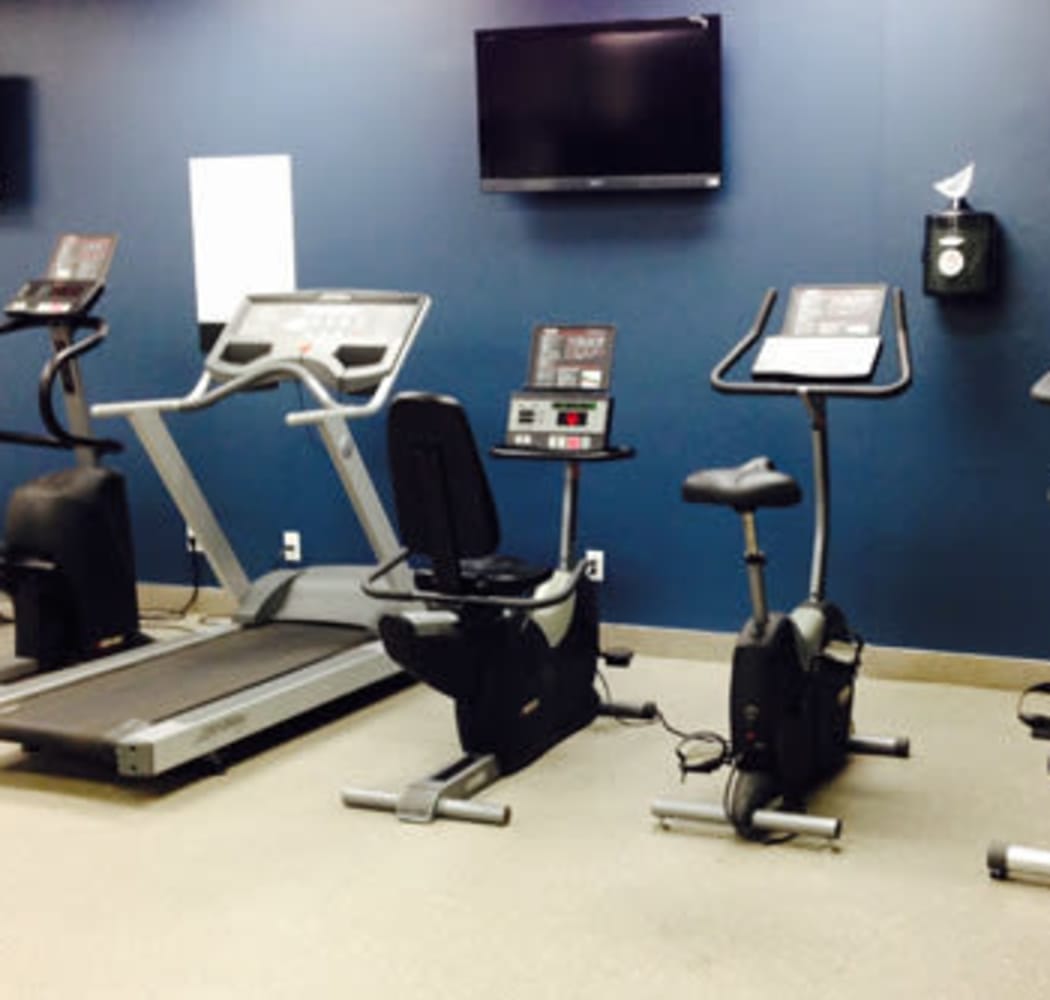 57 Charles at Bay gym area in Toronto